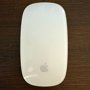 A1296 Apple Magic Mouse - White/Silver | Battery Powered